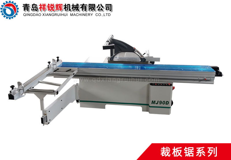90°Precision panel saw